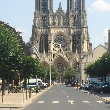Le Millesime Remois, Proche Cathedrale *